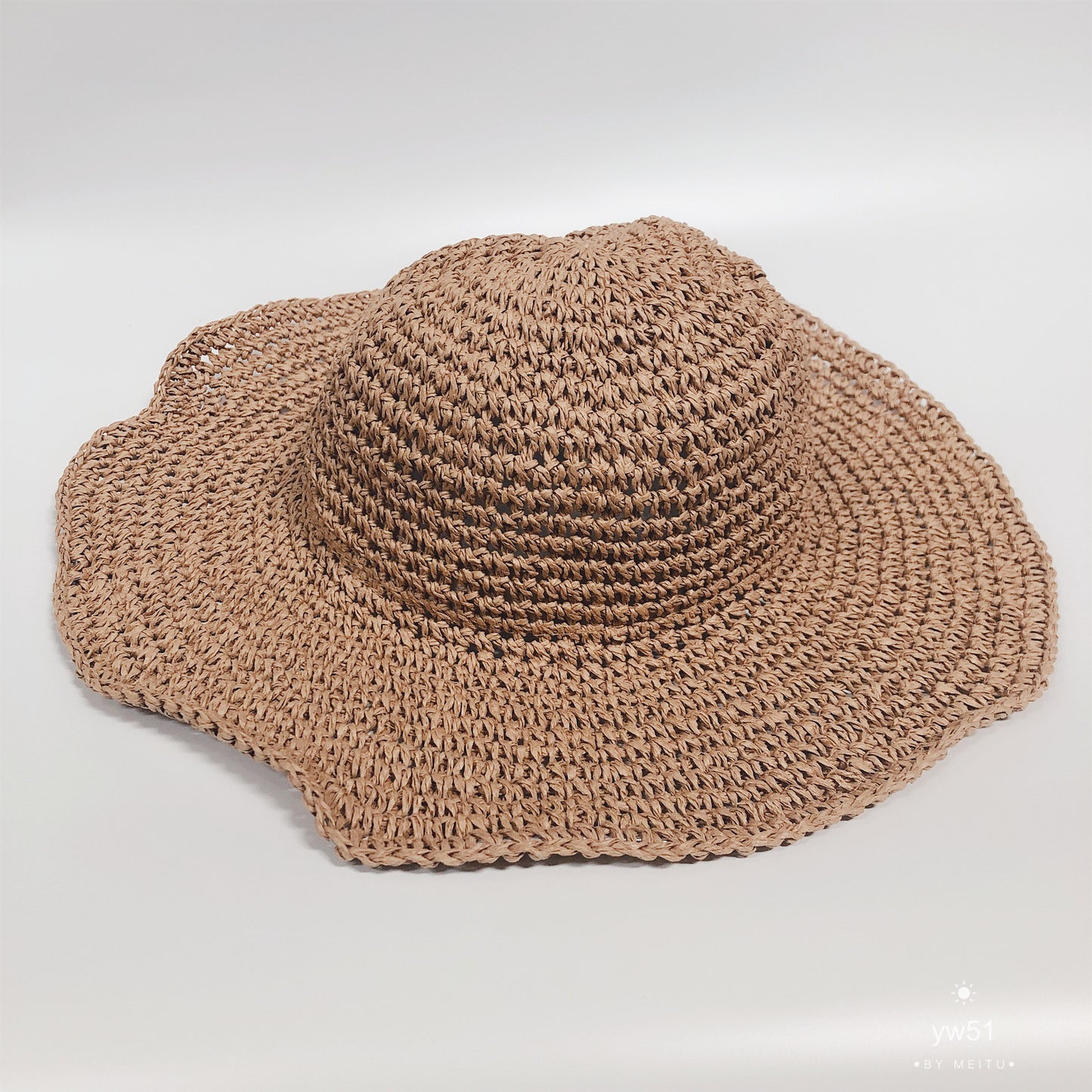 SUMMER STRAW HAT