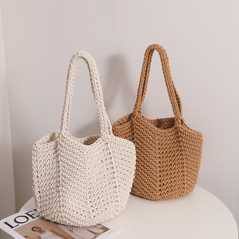 WOVEN SHOULDER BAG