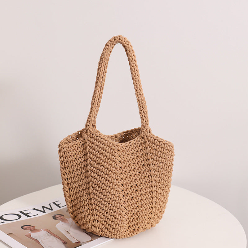 WOVEN SHOULDER BAG